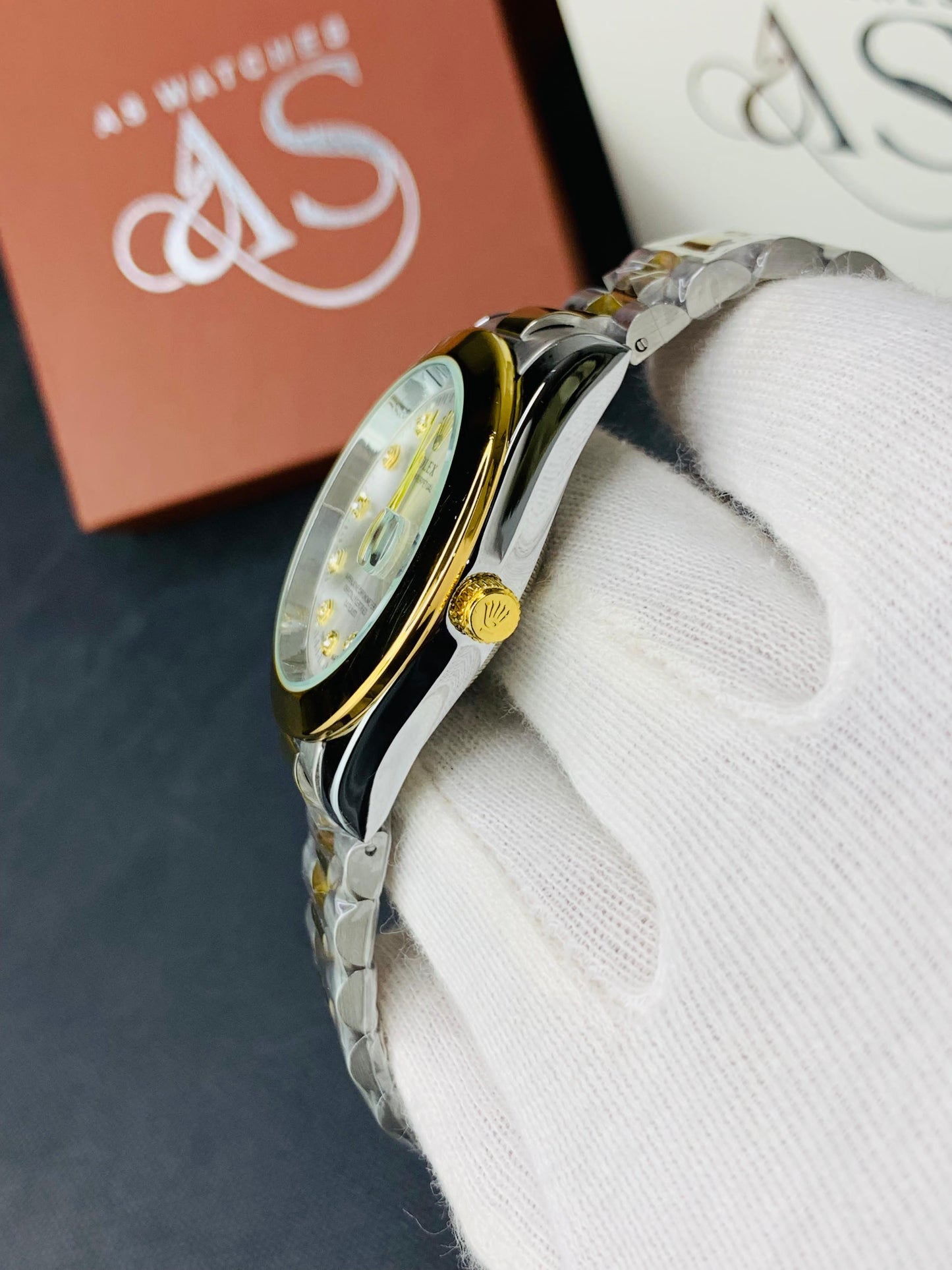 New Regular Stone White