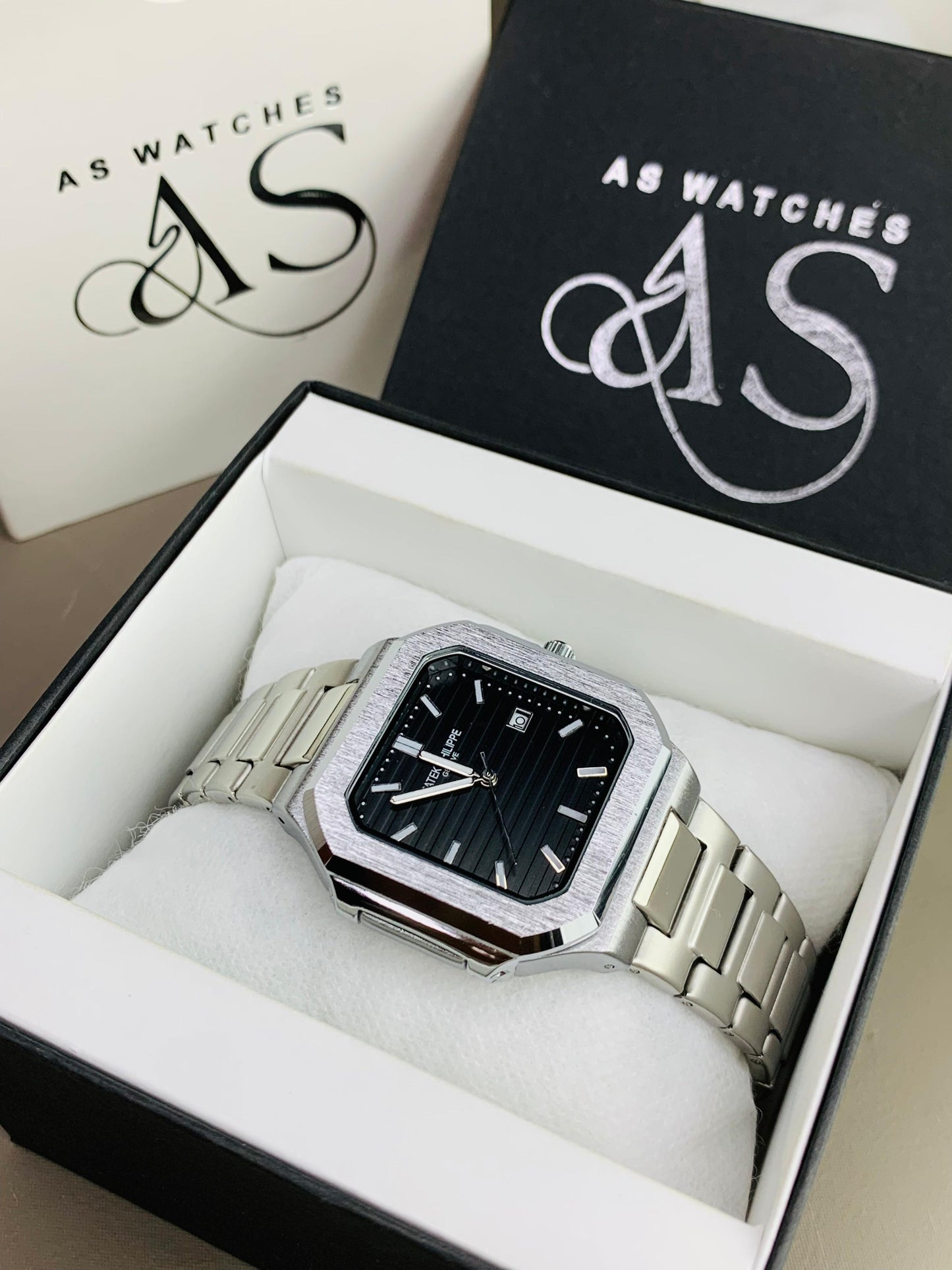 PP Cubic Model | Black