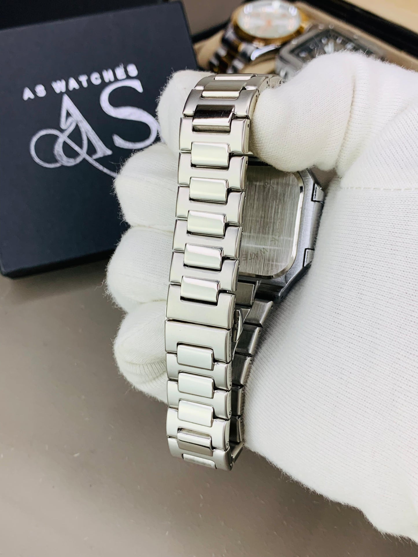 PP Cubic Model | White