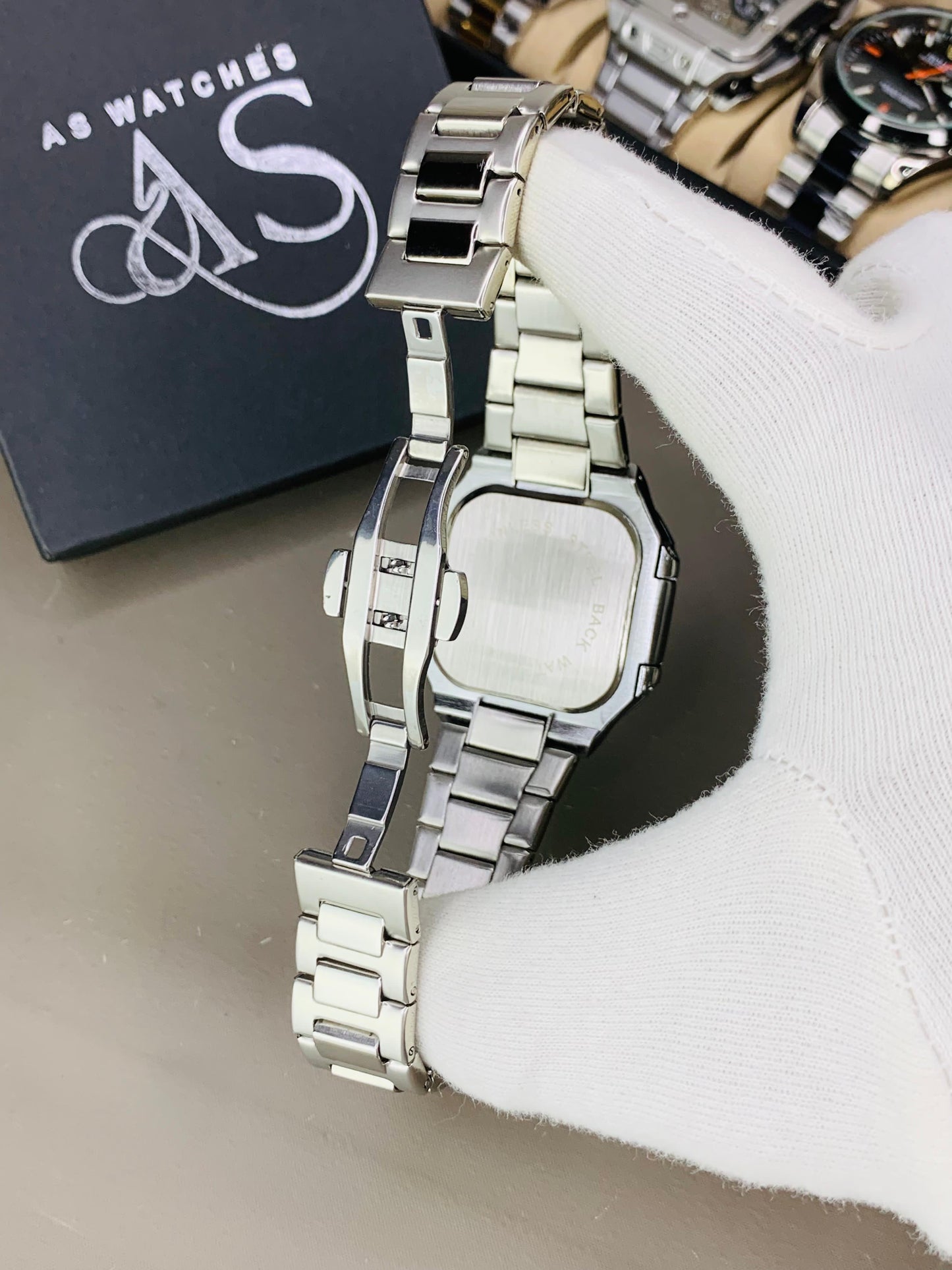 PP Cubic Model | White