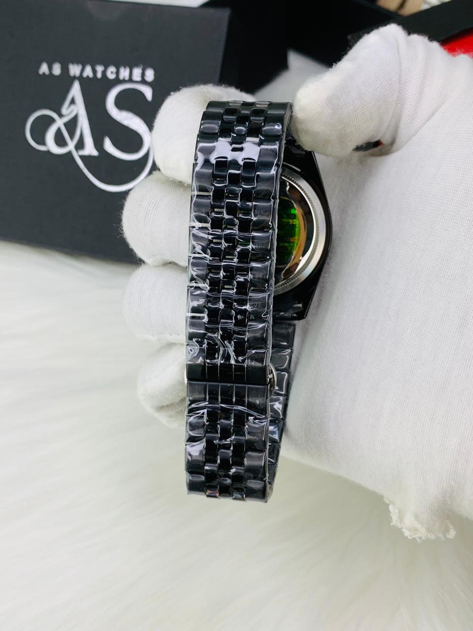 New Branded Jubilee Chain (black)